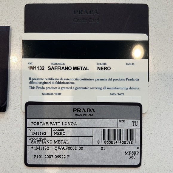 Prada Saffiano wallet - Black - Picture 2 of 16